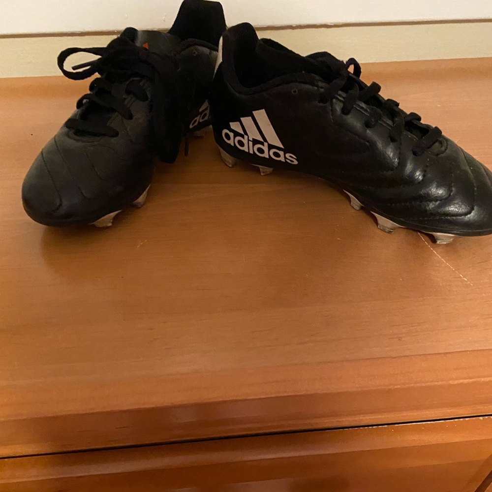Adidas Boys soccer cleats